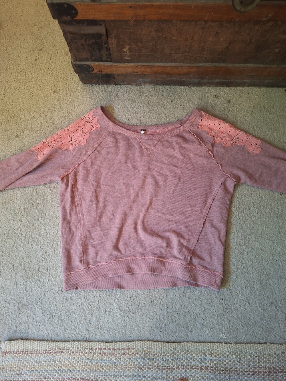 Vintage Free People Pink Boatneck Lace Sweatshirt Size L